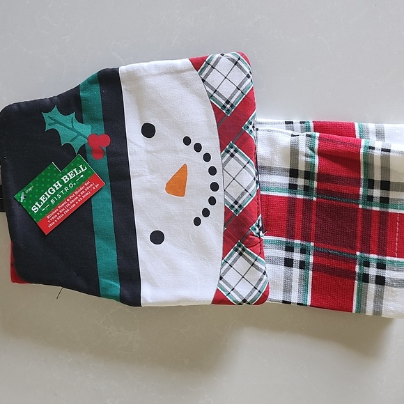 Kitchen towel and pot holder set - Picture 2 of 4